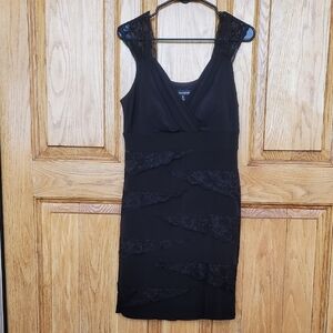 "Make Offer" Valerie Bertinelli Black V-Neck Sheath Cocktail Dress